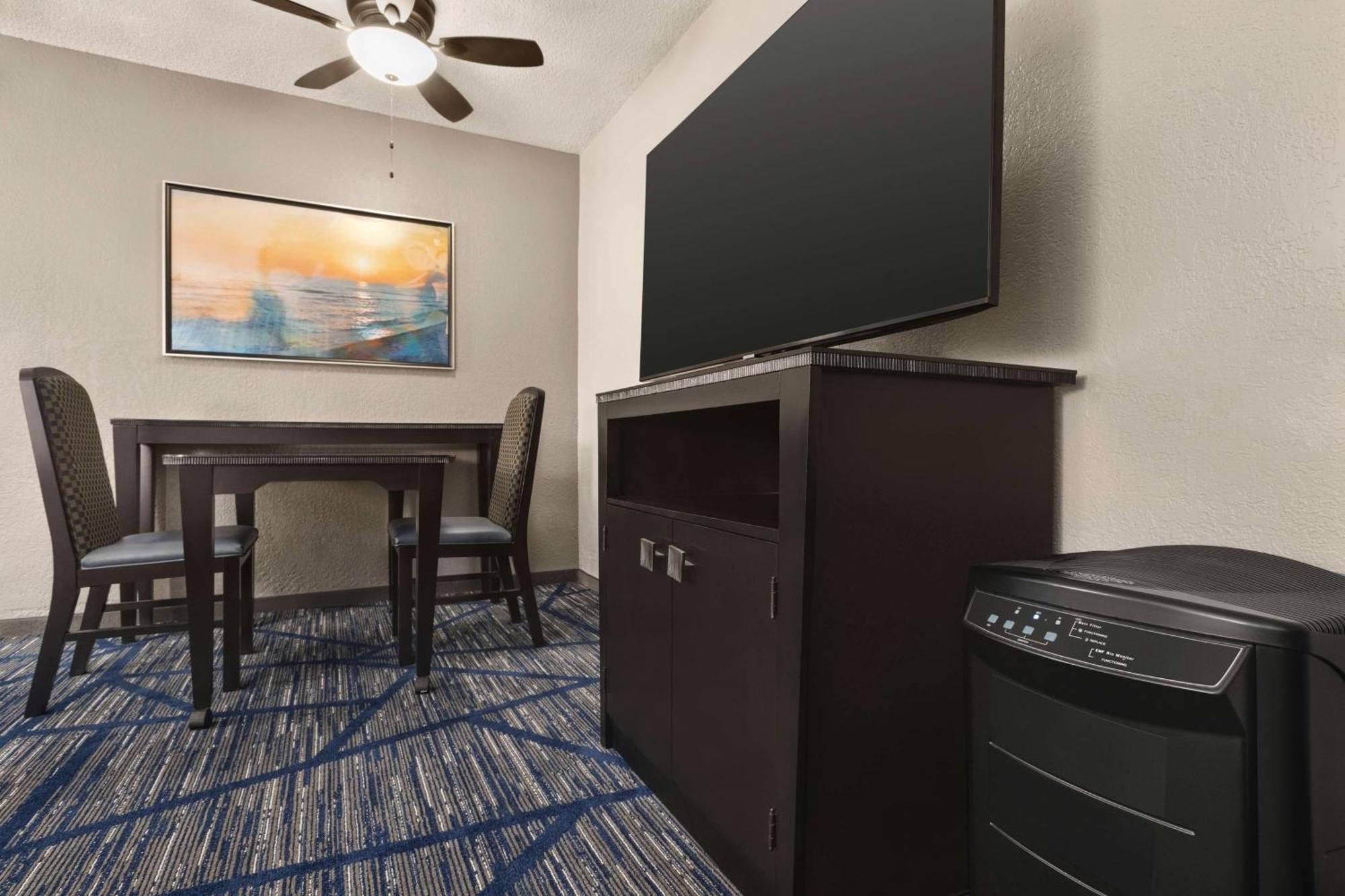 Embassy Suites By Hilton Miami International Airport Exterior foto